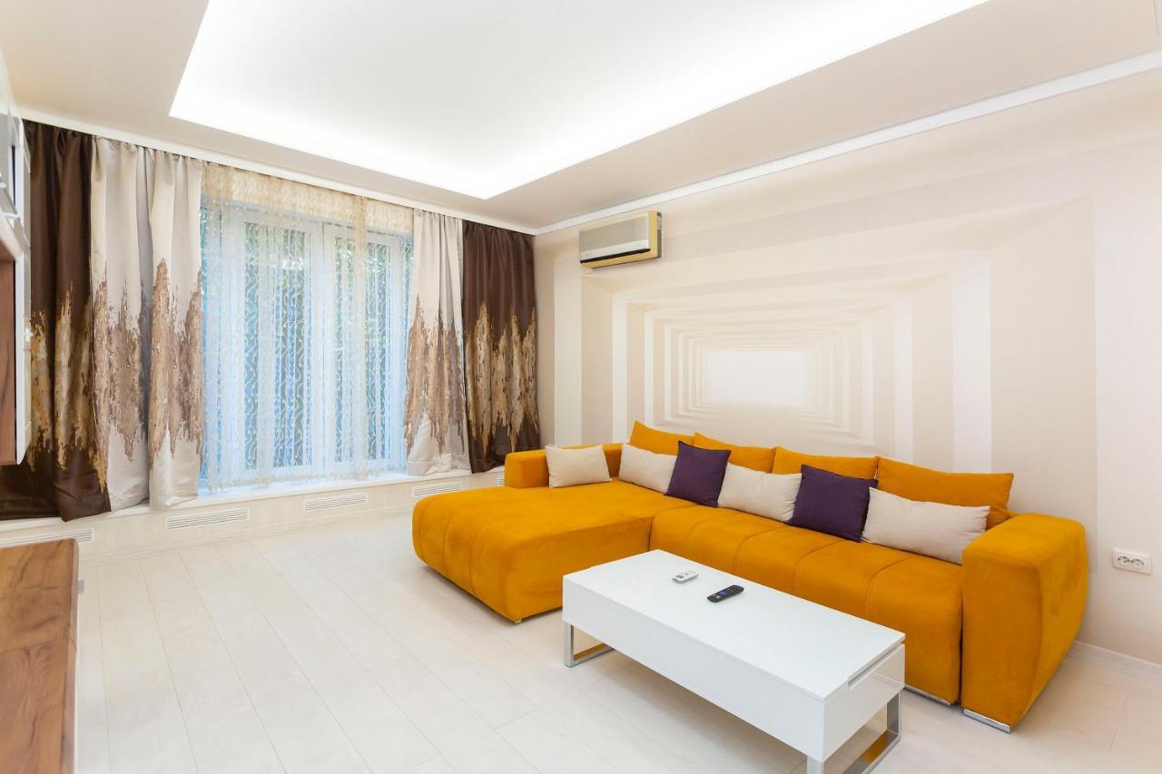 Central Vitosha Apartment โซเฟีย ภายนอก รูปภาพ