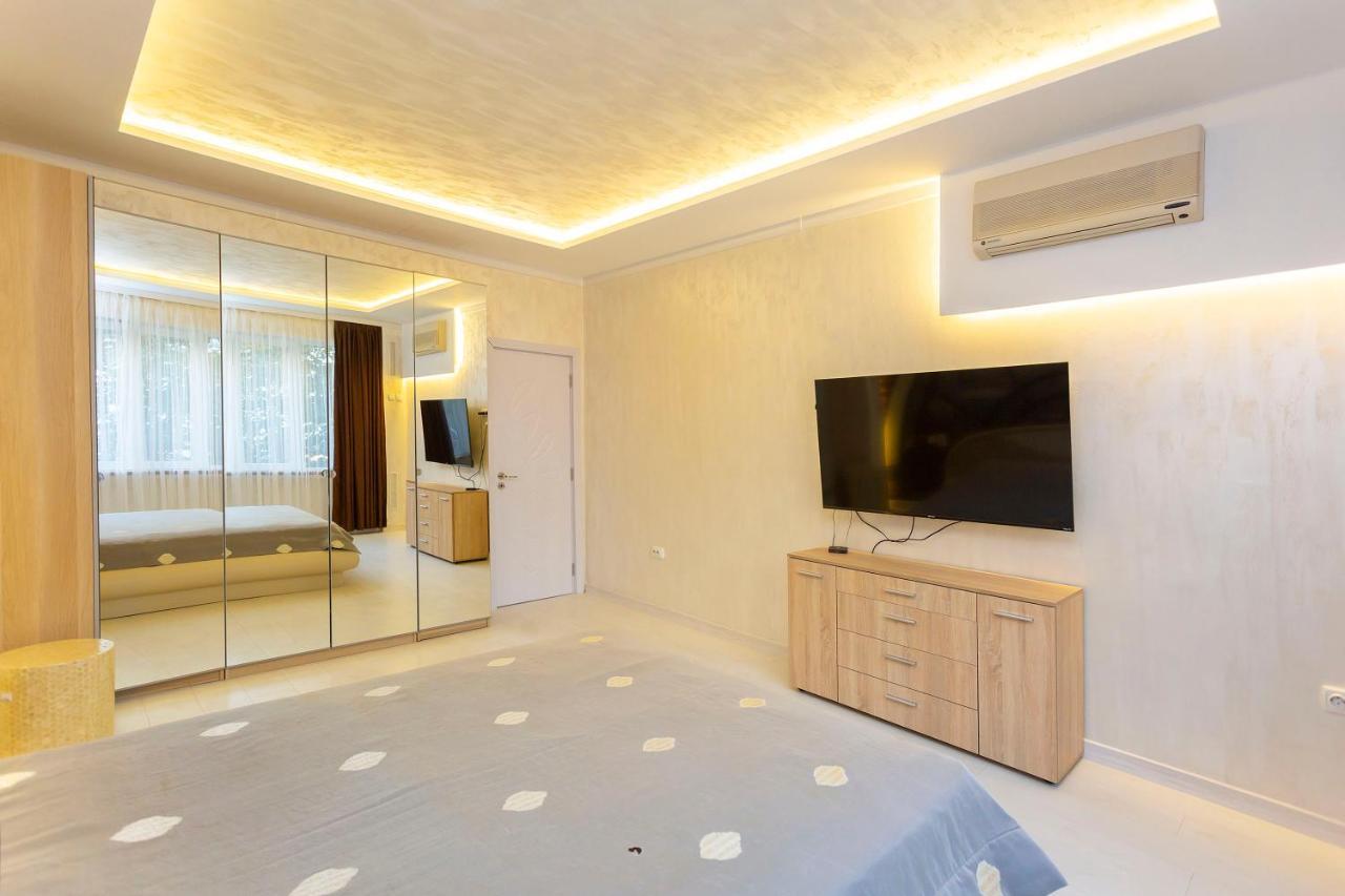 Central Vitosha Apartment โซเฟีย ภายนอก รูปภาพ